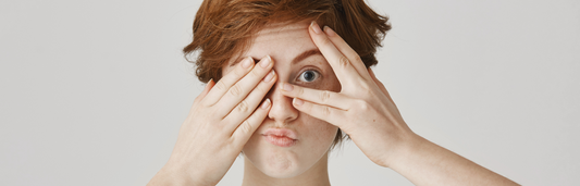 Cómo cuidar los ojos en la playa y en la piscina