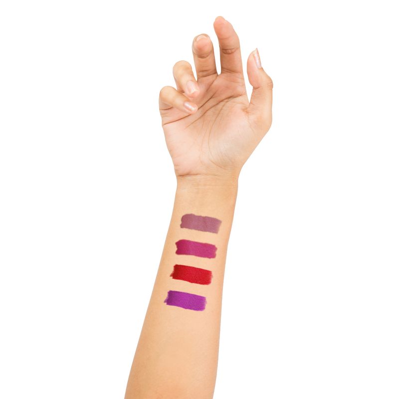 Maybelline New York Superstay Matte Ink Pintalabios Mate Larga Duración Tono 10 Dreamer Color Nude Rosa