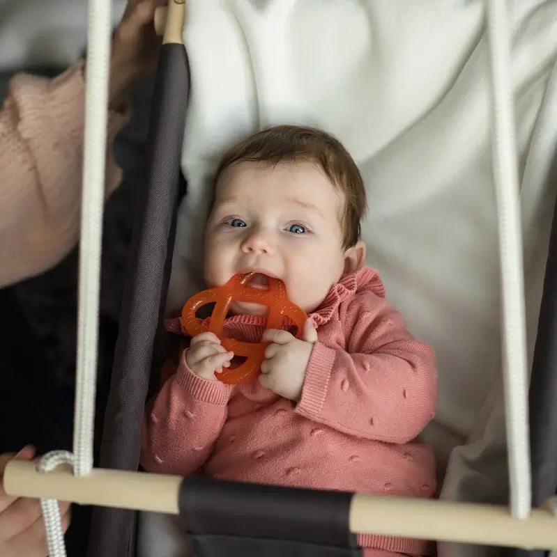 Baboo Mordedor Esfera Relleno De Agua Refrigerante Naranja, 4+ Meses, 1 unidad