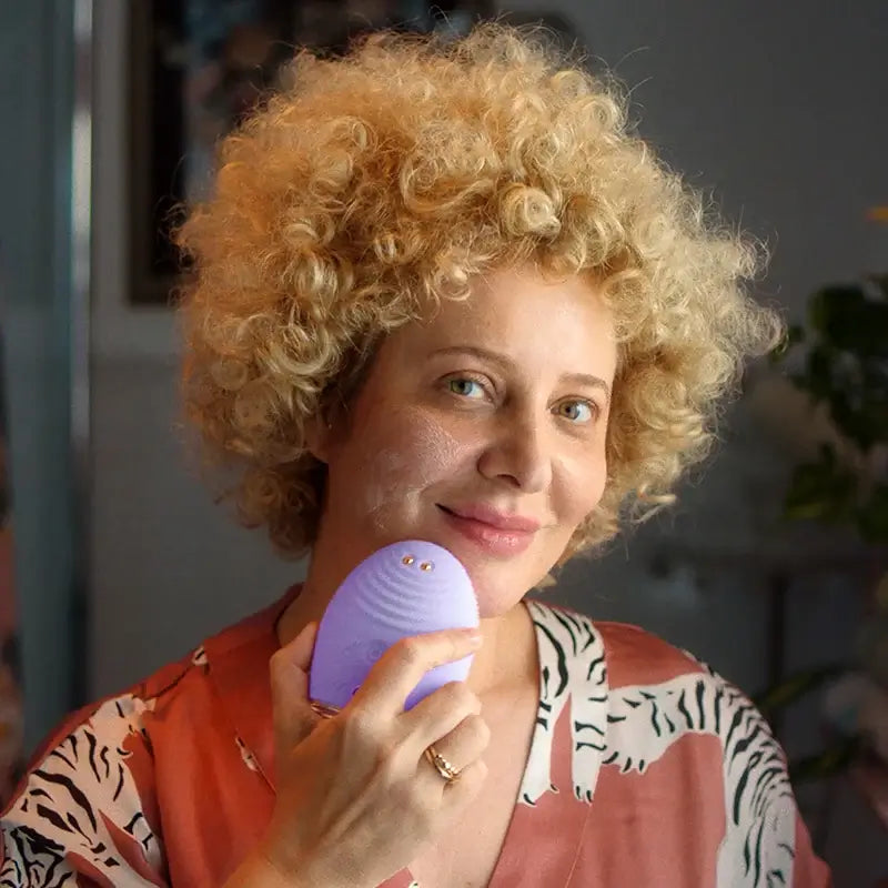 Foreo Luna 4 Plus Sensitive Skin