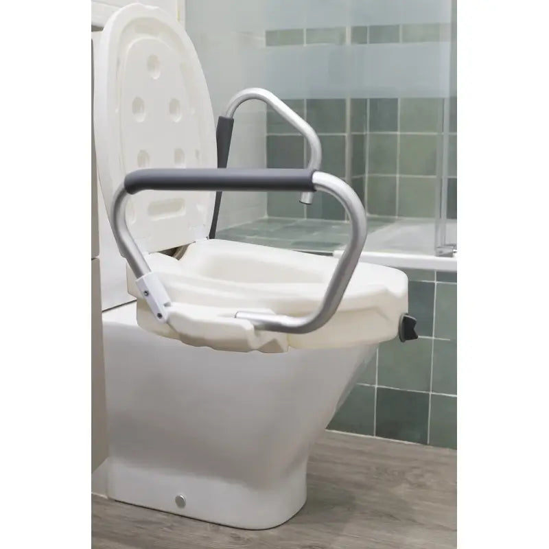 Sanitec Alza Elevador Wc Con Tapa Y Asideros 15Cm , 1 unidad